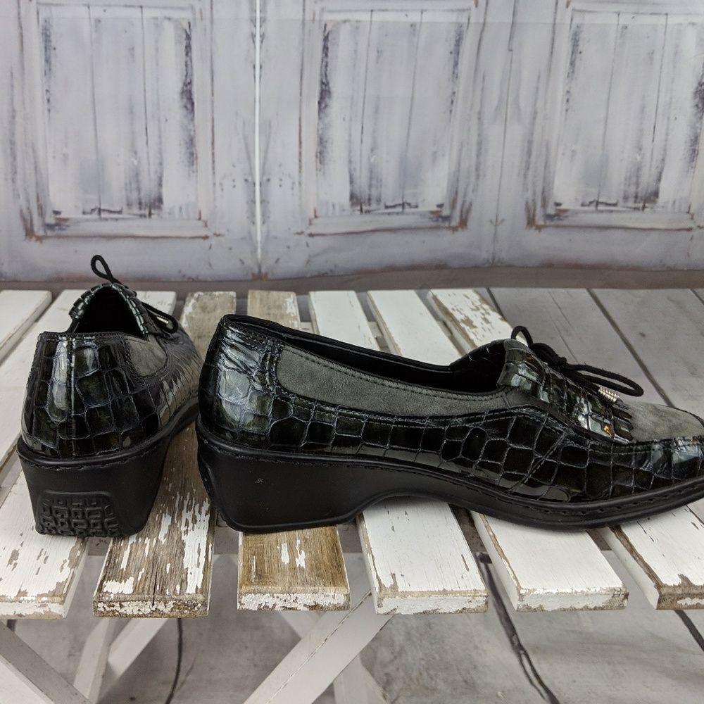 women flats flat loafer comfort shoes Tara green‎